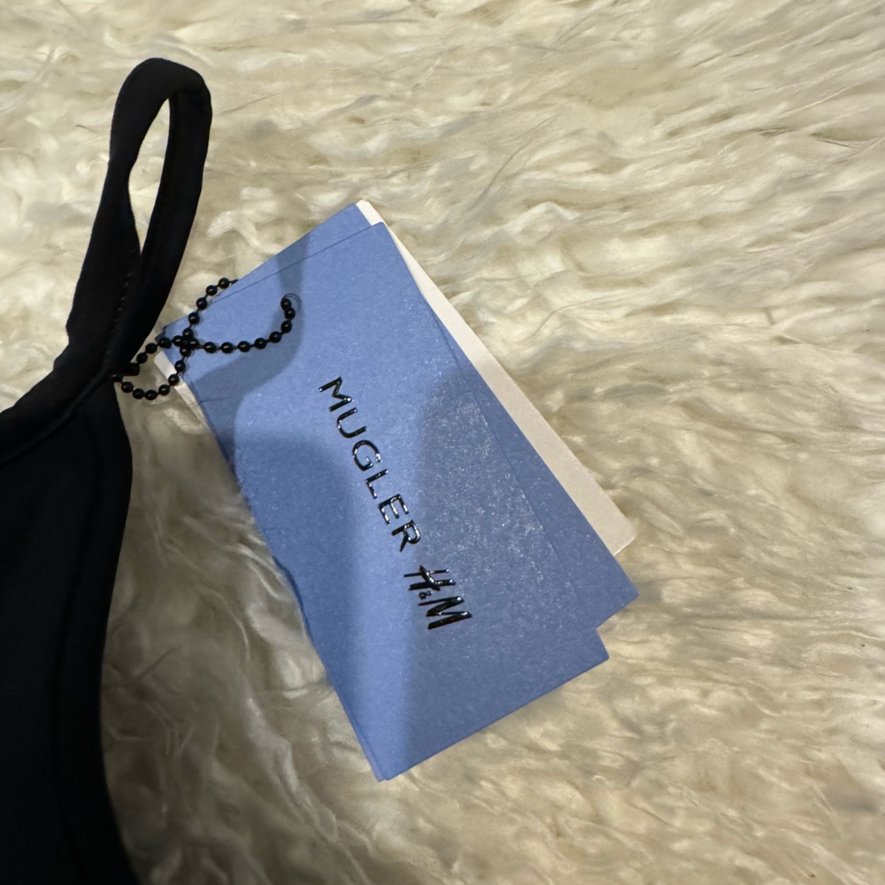 Mugler X HM Corset - Picture 5 of 8